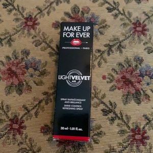 NWT Make Up For Ever refreshing spray